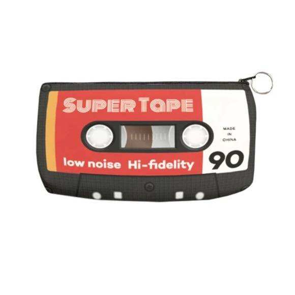 Super cool super tape, cassette shaped cosmetic make up zippered bag - Picture 4 of 5